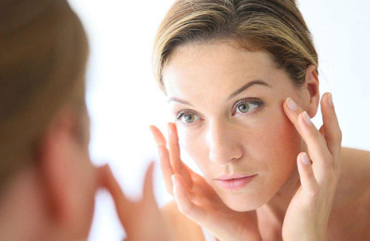 Yaşlanmaya izin vermeyen yedikçe gençleştiren besinler!