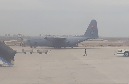 400 komanda askeri uçakla Hatay'a geldi