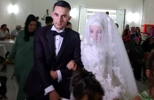 İdlib şehidinin eşinden yürek burkan paylaşım kızına hediyeler almış