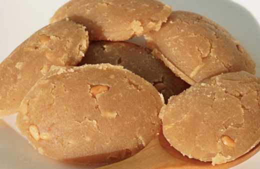 Un helvası nasıl yapılır pratik kolay malzemeli helva tarifi