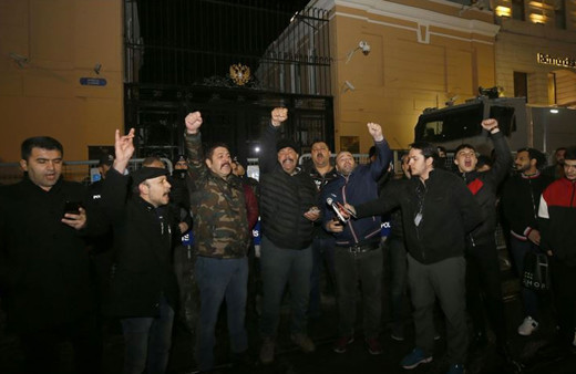 İdlib şehitleri sonrası Rusya’nın İstanbul Başkonsolosluğu önünde sert protesto