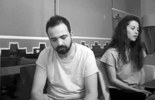 Derya Uluğ ve Asil Gök şehitlerimiz için şarkı yazdı