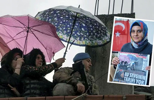 'Asker ıslanmasın' diye şemsiye tutan kadın konuştu