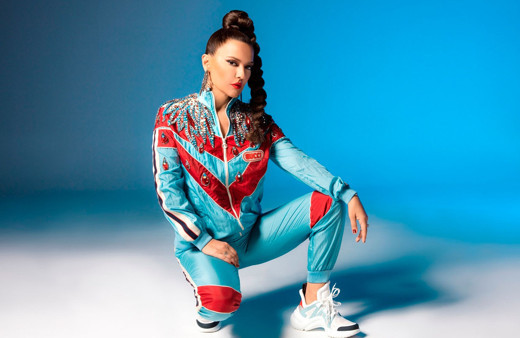 Demet Akalın'ın Twitter'da tartıştığı kullanıcıya takipçi yağdı birbirlerine girdiler