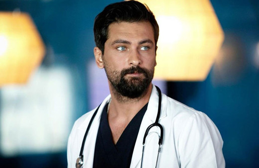 Mucize Doktor'un Ferman'ı Onur Tuna 'Vebalini ödeyemez' deyip şehitler için paylaştı