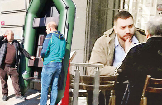 Herkes kaçakçı oldu lastik bot fiyatları zirve yaptı 2 bin 500 dolardı 5 bin dolar oldu