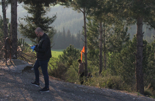23 yaşındaki genç lüks aracının yanında kendini ağaca astı aileden şok iddia