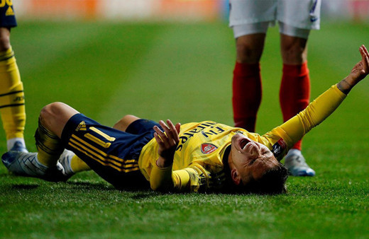 Arsenal'da Lucas Torreira'nın sakatlığı ciddi çıktı