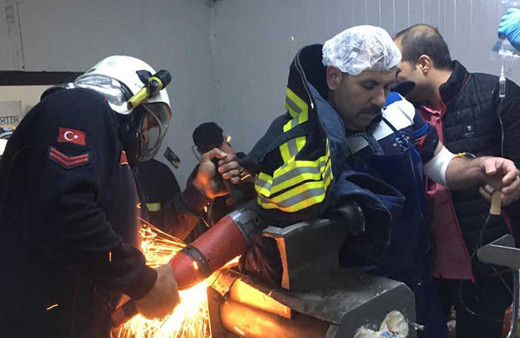 Aydın'da mandıra işçisi kolunu tereyağı makinesine kaptırdı durumu ağır