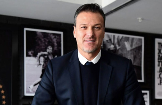 Alpay Özalan kimdir kaç yaşında Engin Özkoç'u o mu yumrukladı?