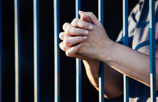 Lübnan'da cezaevinde yangın: 4 ölü