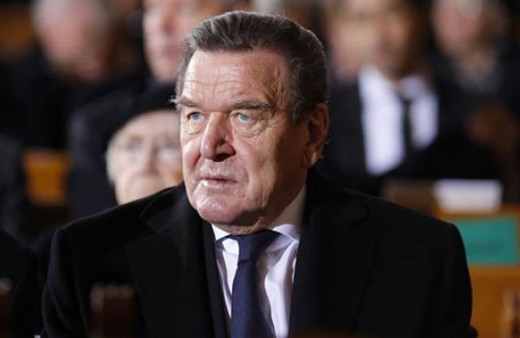 Eski Almanya Başbakanı Schröder'den Türkiye'ye övgü dolu sözler