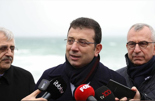 İmamoğlu, koronavirüse karşı savaşacak filoyu tanıttı
