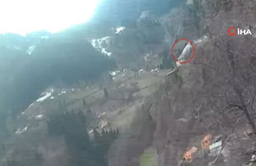 TIR'ın Zigana Dağı'nda aşağı uçtuğu anlar kamerada