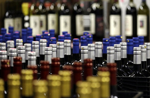 İran'da sahte içkiden 7 kişi yaşamını yitirdi