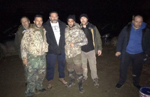 Türk bayrağını yırtan Irkçı Yunan vekil Türkiye sınırında