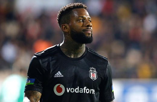 Lens'i yollamaya hazırlanan Beşiktaş Gyasi ve Gökhan Töre'yle anlaştı