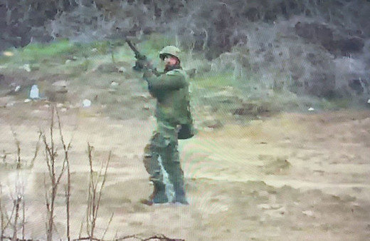 Yunan polisi gerçek mermi kullandı sınırda dehşete düşüren görüntüler