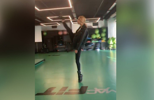 Çağla Şıkel'in Instagram'dan yayımladığı esneklik videosu parmakları ısırttı!