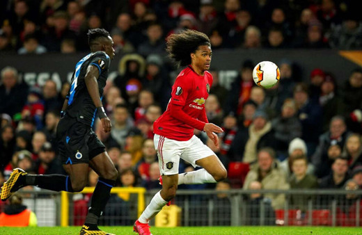 Manchester United Tahith Chong'un sözleşmesini uzattı