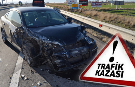 Aksaray'da feci kaza otomobilin aldığı şekil adeta kazayı özetledi