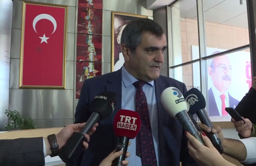 CHP Parti meclisi kurultayın erlenepi ertelenmemesini görüşecek