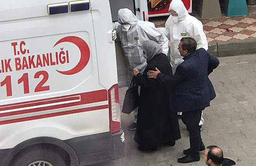 Bursa'da umreden dönen yaşlı kadında korona şüphesi! Gözlem altına alındı