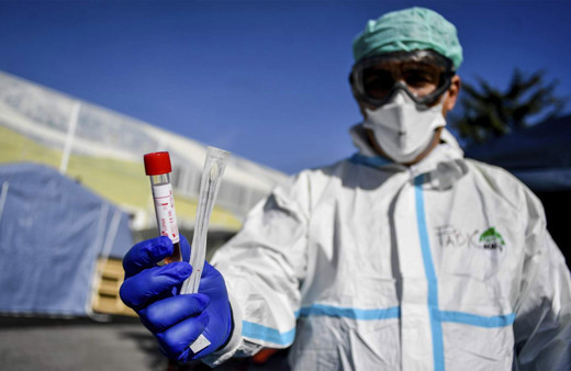 MHP'li Sefer Aycan'dan sağlık çalışanları ilgili dikkat çeken öneri