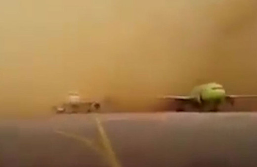 Ürdün'ü kum fırtınası vurdu! Şoke eden görüntüler