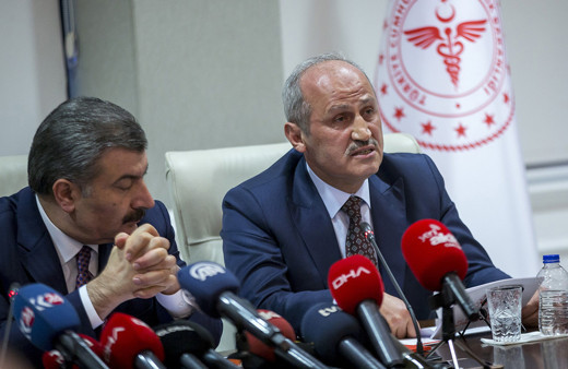 Bakan Turhan açıkladı: Türkiye'den 9 ülkeye daha seyahat yasağı