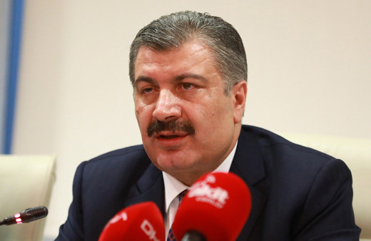 Sağlık Bakanı Fahrettin Koca: Koronavirüs Feriha Öz hocamızı bizden aldı