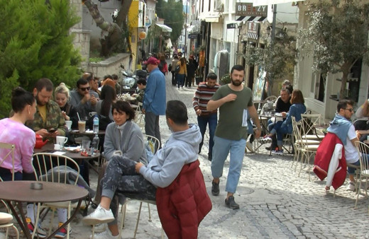 Koronavirüs endişesi nedeniyle tatil beldelerine yazlıkçılar erken geldi