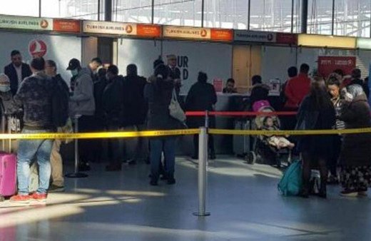 Türkler Avrupa'dan tahliye ediliyor Almanya'dan kalkan ilk uçak İstanbul'a indi