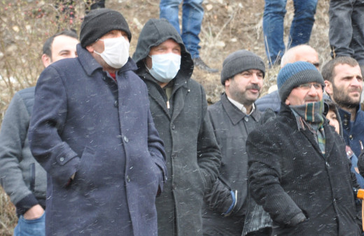 Gümüşhanespor taraftarı virüs falan dinlemedi dağa çıkıp maçı izledi