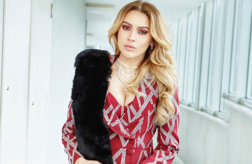 Hadise'nin acı günü halası Koronavirüs nedeniyle mi öldü? Cenazeye katılamadı
