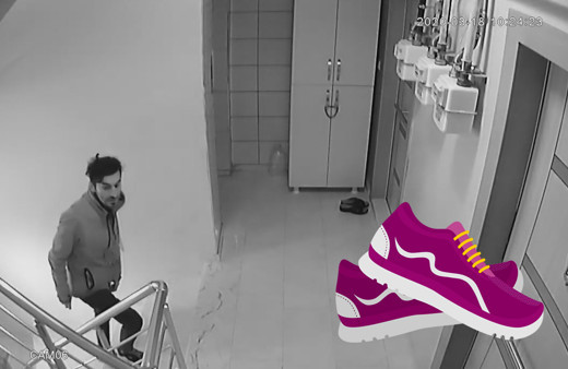 Arnavutköy'de kameraları görmesine rağmen ayakkabıları çalmaya devam etti