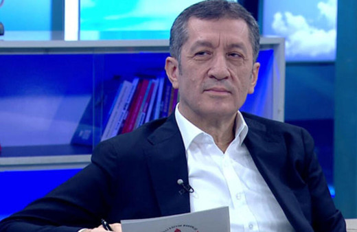 Ziya Selçuk'tan istifası sonrası dikkat çeken paylaşım! Cümlenin devamını birlikte getireceğiz