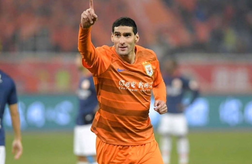 Marouane Fellaini'nin koronavirüs testi pozitif çıktı