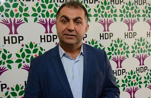 HDP'li 5 belediye başkanına terörden gözaltı