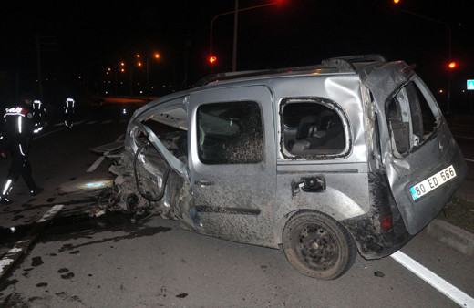 Osmaniye'de otomobiller çarpıştı bilanço ağır