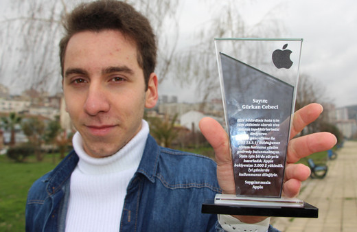 Siri'nin açığını bulan 17 yaşındaki genç 3 bin dolar ödül kazandı