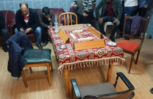 Yok artık! Hepsi hamamda yakalandı