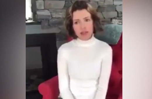 Amerikalı şarkıcı Jennifer Grout Ayet-el Kürsi okudu dinleyenler şok oldu!