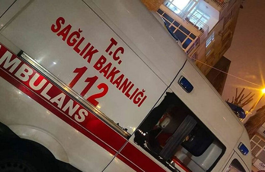 Ambulansa saldıran iki kişi tutuklandı