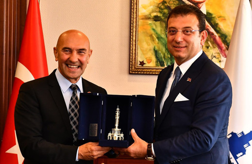 Ekrem İmamoğlu koronavirüs için İstanbul'da yardım kampanyası başlattı