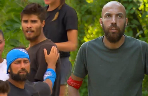 Acun Ilıcalı çok sinirlendi Survivor'da Sercan ve Barış arasında olay kavga