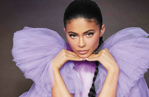 Kylie Jenner'dan koronavirüsle mücadelede yeni hamle üretime geçti