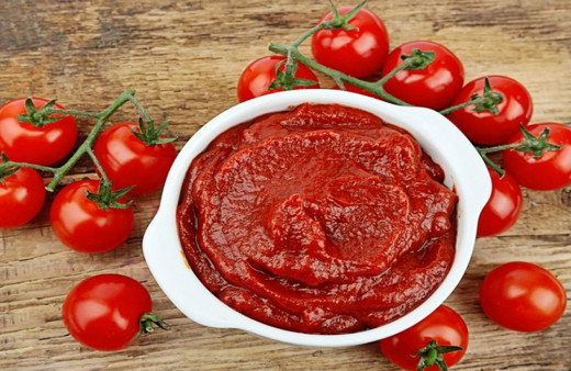 Domates salçası yedi koronavirüse yakalandığını anladı