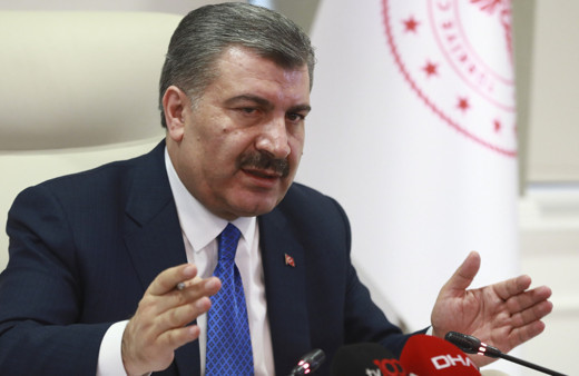Sağlık Bakanı Fahrettin Koca 88 ülkenin yardım istediğini açıkladı DSÖ'den Türkiye'ye övgü