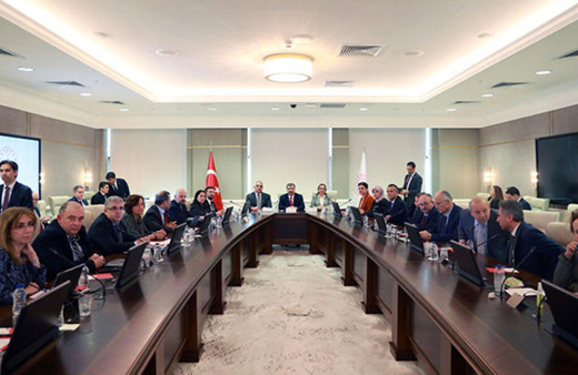 Bilim Kurulu'ndan bir ilk! Sağlık Bakanı Koca'nın açıklama yapacağı saat belli oldu